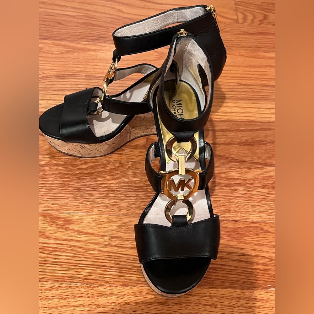🐦‍⬛ Michael Michael Kors Hyden MK Gold Logo Cork Platform Wedge Sandal Black 7